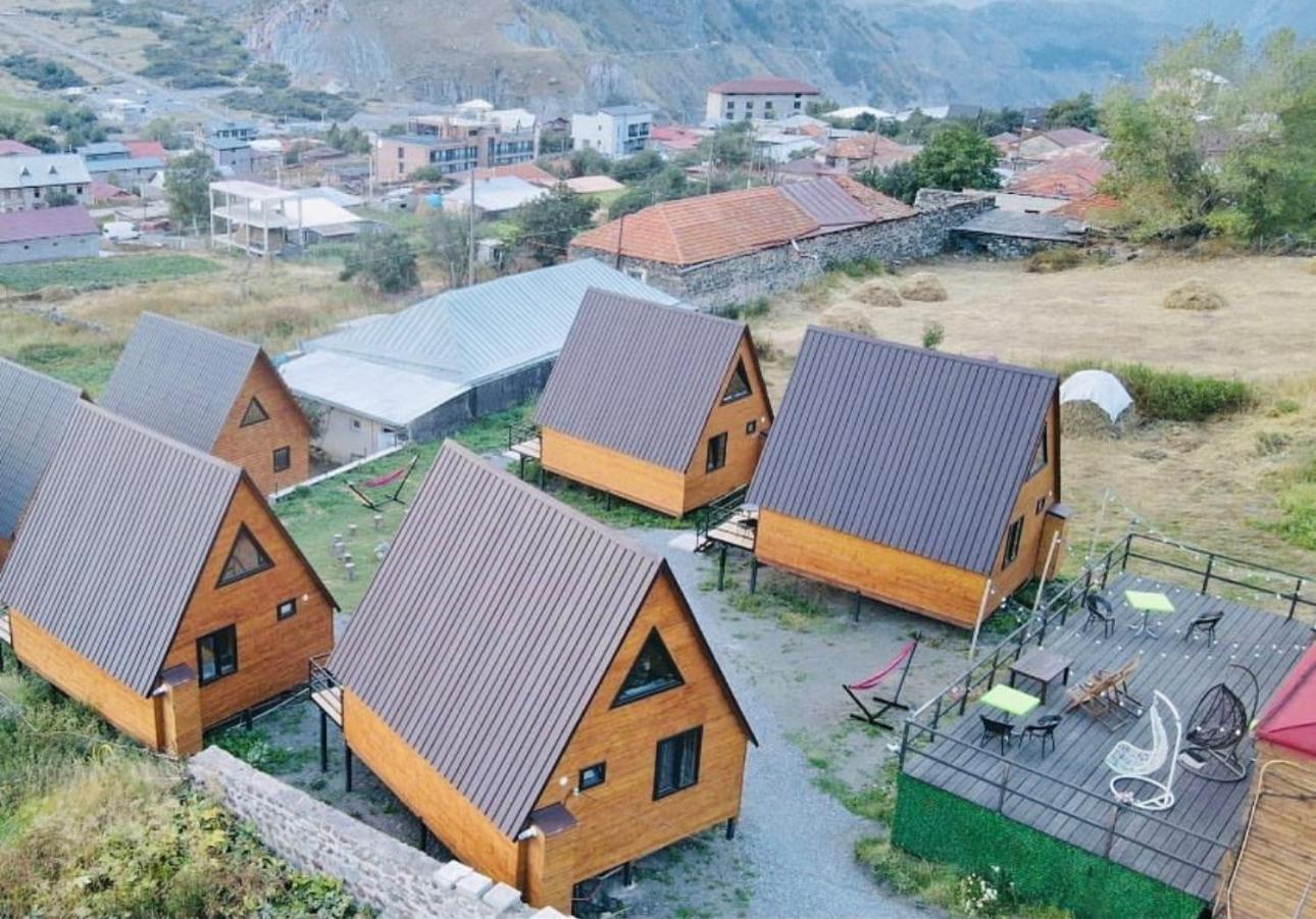 Guesthouse Elli & Cottages Stepantsminda Exterior photo